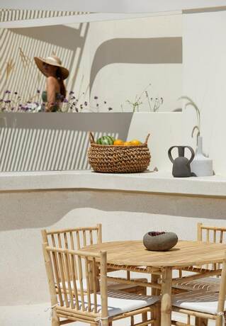 Imagen general del Hotel White Pebble Suites. Foto 10