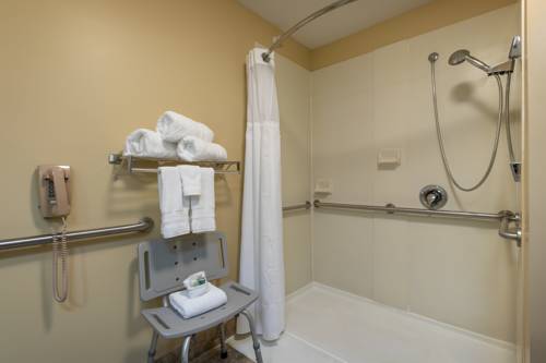 Imagen de la habitación del Hotel White Pine Inn & Suites. Foto 7