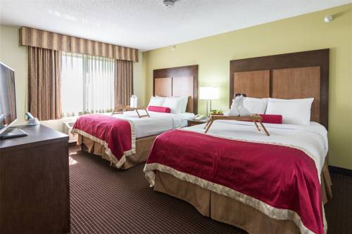 Imagen de la habitación del Hotel White Pine Inn & Suites. Foto 16
