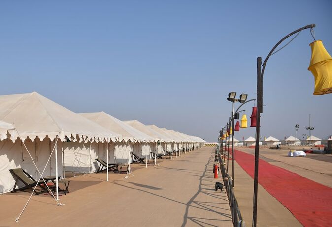 Imagen de la habitación del Hotel White Rann Resort. Foto 20