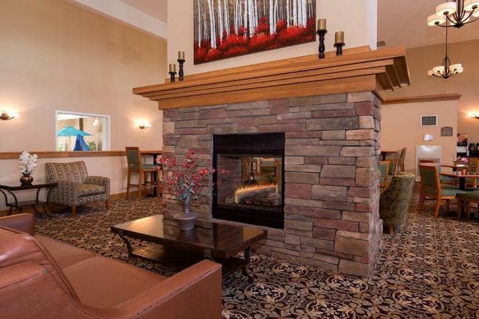 Imagen de los interiores del Hotel White River Inn and Suites. Foto 20