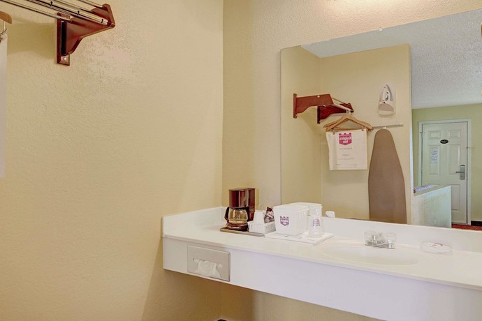 Imagen de la habitación del Hotel White Rock Inn. Foto 8