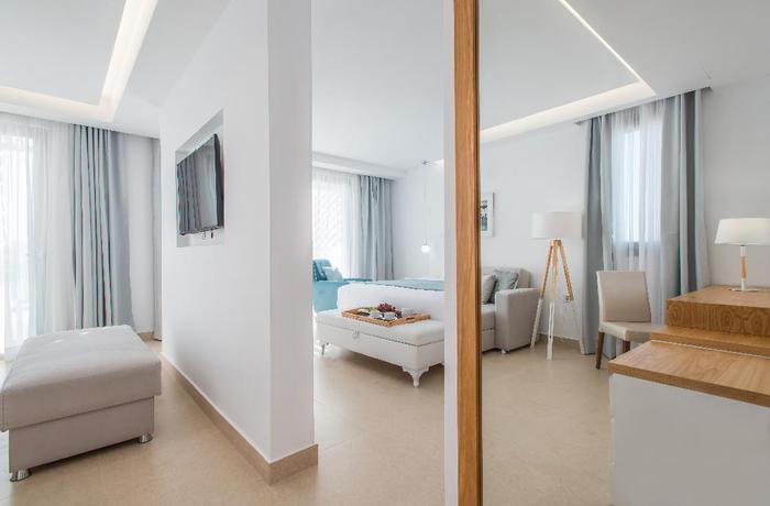 Imagen de la habitación del Hotel White Rock Of Kos - Adults Only. Foto 13