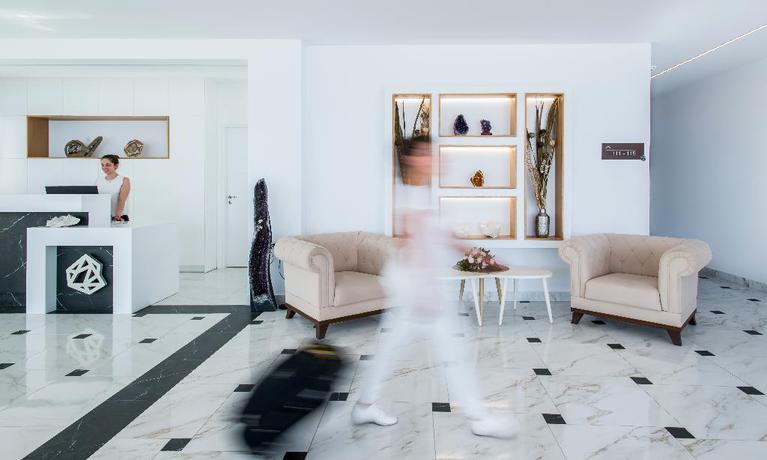 Imagen de los interiores del Hotel White Rock Of Kos - Adults Only. Foto 17