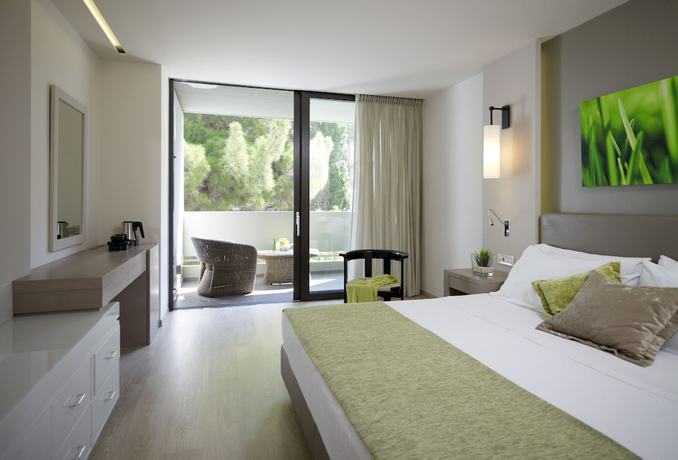 Imagen de la habitación del Hotel White Rocks Kefalonia. Foto 7