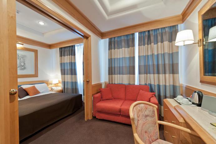 Imagen de la habitación del Hotel White, Roma. Foto 7