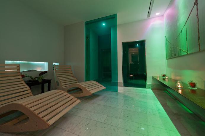 Imagen de los interiores del Hotel White, Roma. Foto 14