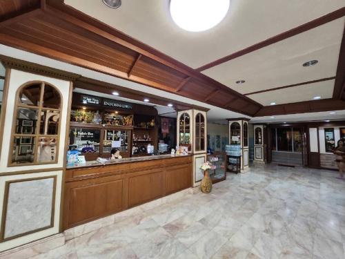 Imagen general del Hotel White Rose II. Foto 1