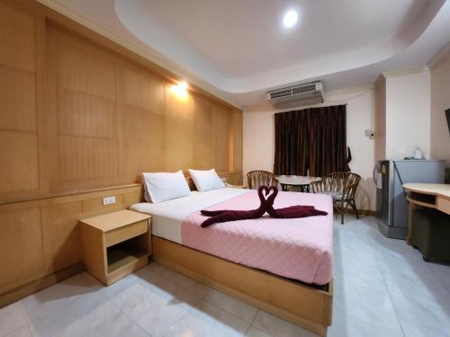 Imagen de la habitación del Hotel White Rose​​ II​. Foto 18