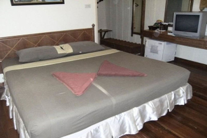 Imagen general del Hotel White Sand Beach Resort. Foto 2