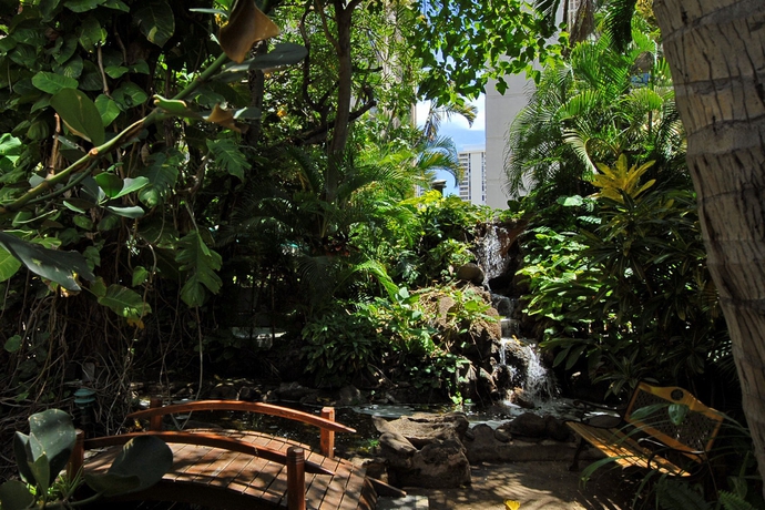 Imagen de los exteriores del Hotel White Sands, Honolulu. Foto 8