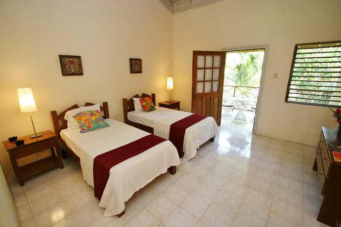 Imagen general del Hotel White Sands Negril. Foto 1