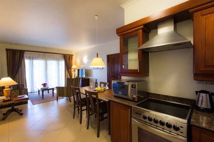 Imagen de la habitación del Hotel White Sands Resort and Conference Centre. Foto 5