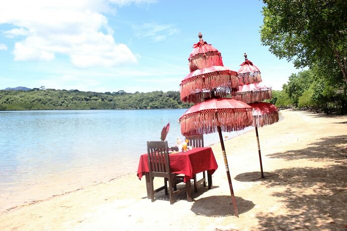 Imagen general del Hotel White Sandy Beach Menjangan. Foto 15