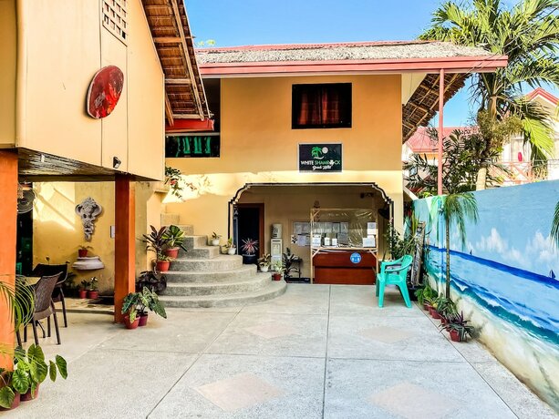 Imagen general del Hotel White Shamrock Beach. Foto 1