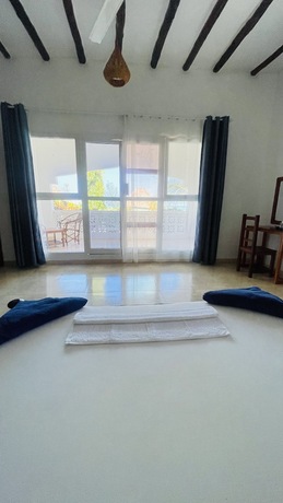 Imagen general del Hotel White Star Ocean View. Foto 4