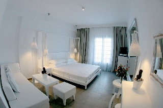 Imagen de la habitación del Hotel White Suites. Foto 4