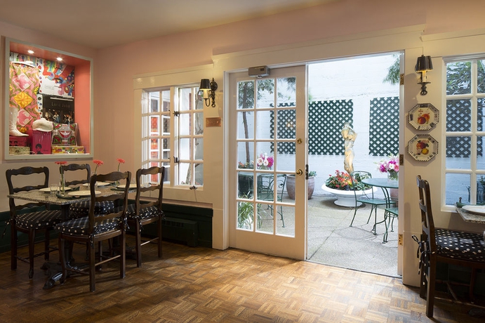 Imagen de los interiores del Hotel White Swan Inn. Foto 11