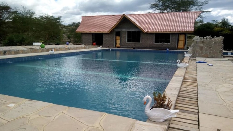 Imagen de la piscina del Hotel White Thorn Cottages. Foto 14
