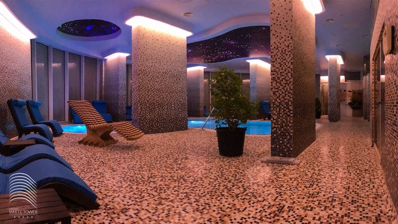 Imagen de los interiores del Hotel White Tower Mamaia. Foto 17