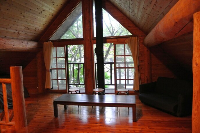 Imagen de la habitación del Hotel White Tree Lodge. Foto 18