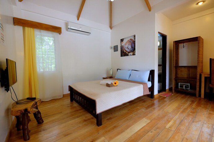 Imagen de la habitación del Hotel White Villas Resort. Foto 31