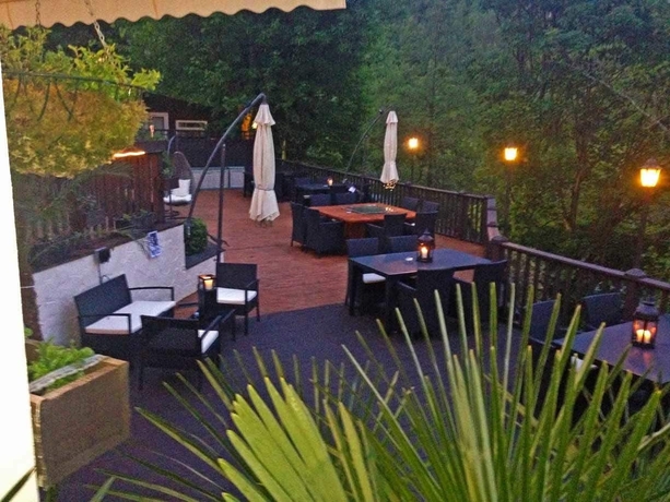 Imagen de los exteriores del Hotel White Waters Country. Foto 18