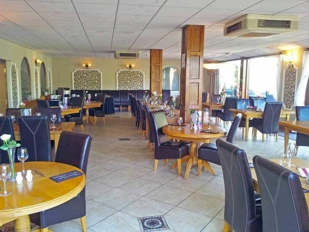 Imagen del bar/restaurante del Hotel White Waters Country. Foto 4