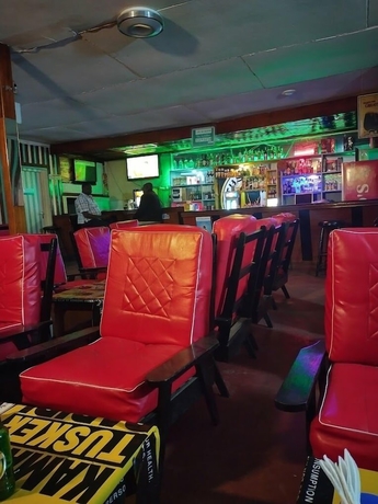 Imagen del bar/restaurante del Hotel White highlands Inn Eldoret. Foto 7