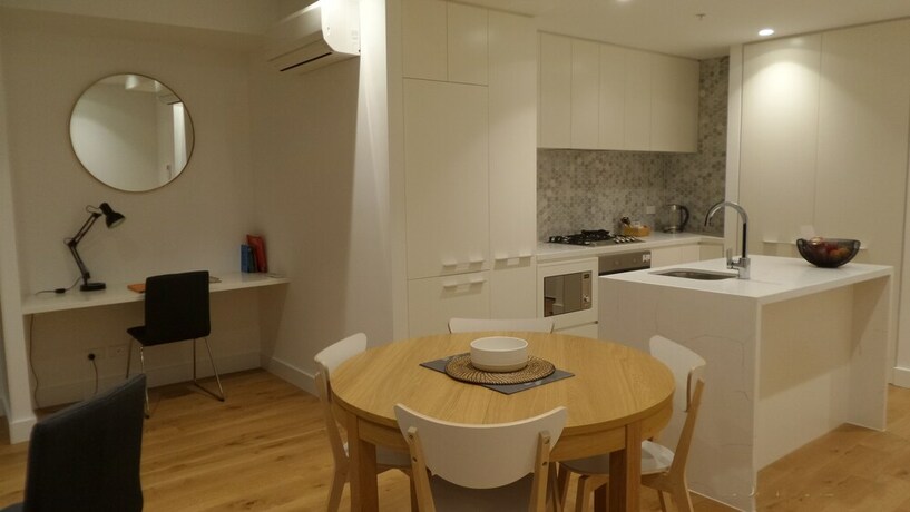 Imagen de la habitación del Hotel Whitehorse Towers Self Service Apartment. Foto 20