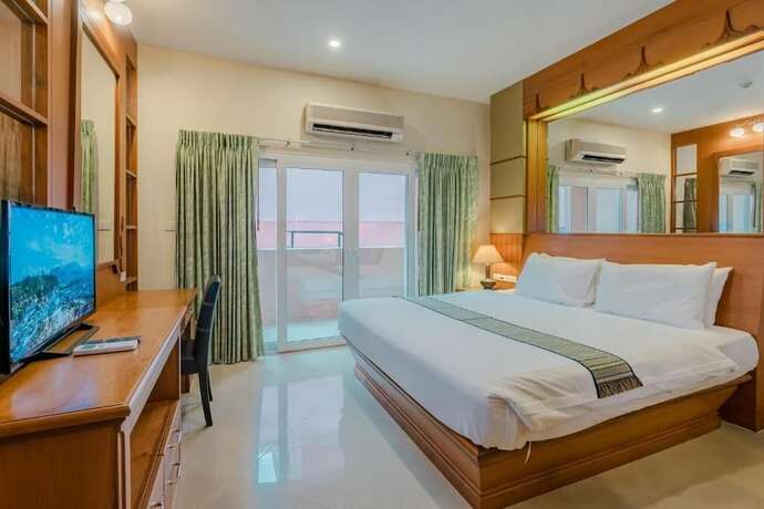 Imagen general del Hotel Whitehouse Condotel, PATTAYA BEACH. Foto 3