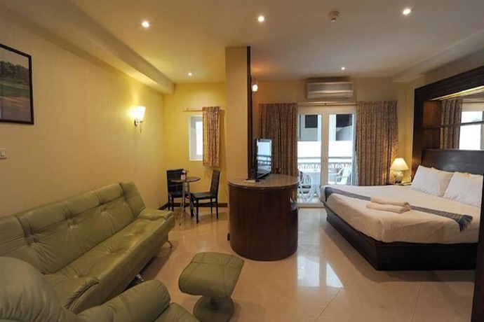 Imagen general del Hotel Whitehouse Condotel, PATTAYA BEACH. Foto 7