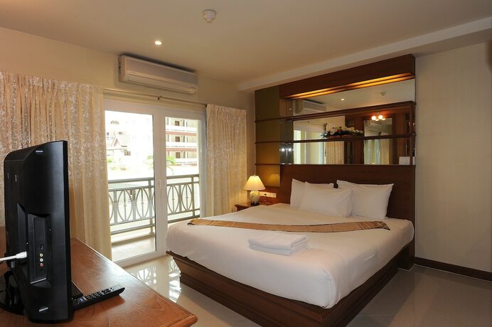 Imagen general del Hotel Whitehouse Condotel, PATTAYA BEACH. Foto 10