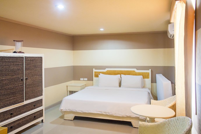 Imagen de la habitación del Hotel Whiterock Beach Resort. Foto 6
