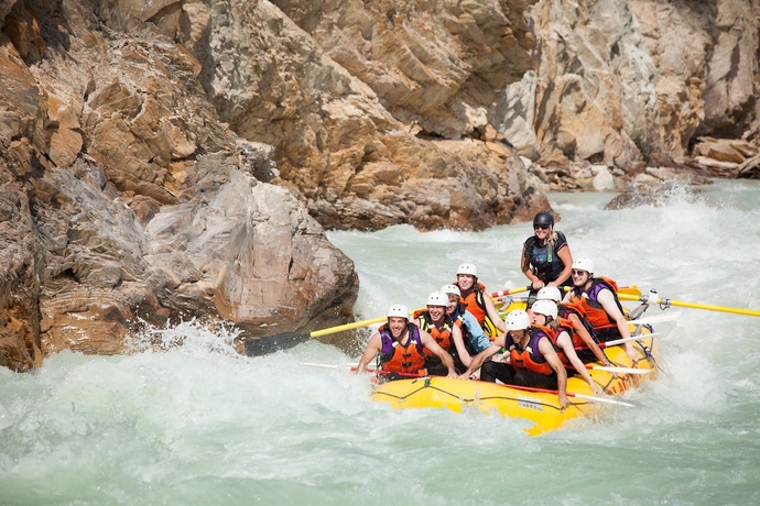 Imagen general del Hotel Whitewater Lodge. Foto 2