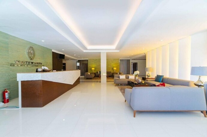 Imagen de los interiores del Hotel Whitewoods Convention and Leisure. Foto 17