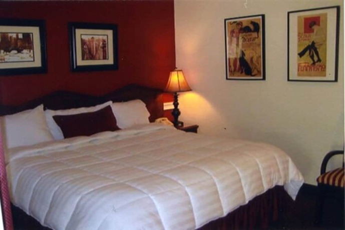 Imagen de la habitación del Hotel Whitman Motor Lodge. Foto 18