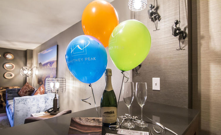 Imagen de los interiores del Hotel Whitney Peak Reno, Tapestry Collection By Hilton. Foto 14