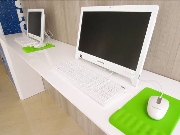 Imagen de los interiores del Hotel Whiz Cikini Jakarta - Chse Certified. Foto 12