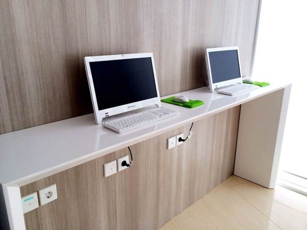 Imagen de los interiores del Hotel Whiz Cikini Jakarta - Chse Certified. Foto 17