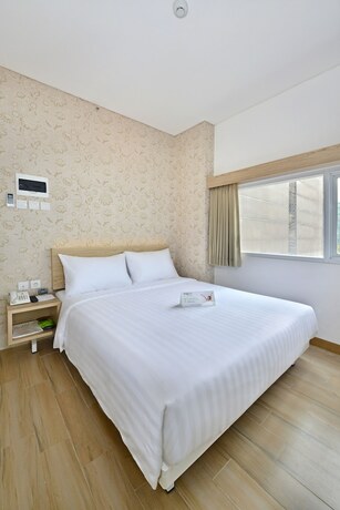 Imagen general del Hotel Whiz Falatehan Jakarta - Chse Certified. Foto 1