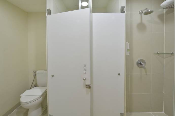 Imagen de la habitación del Hotel Whiz Malioboro Yogyakarta. Foto 5