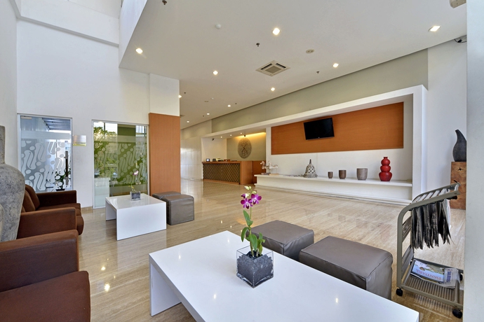 Imagen general del Hotel Whiz Pemuda Semarang. Foto 2