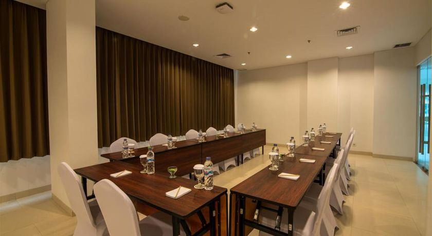 Imagen de los interiores del Hotel Whiz Prime Balikpapan - Chse Certified. Foto 13