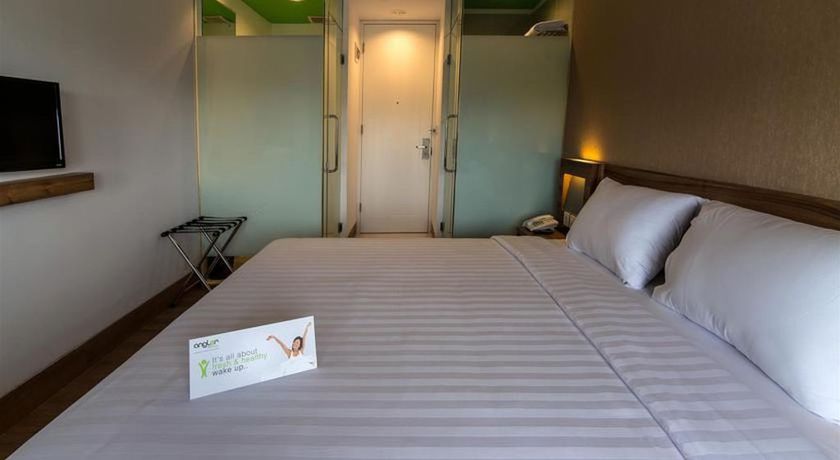 Imagen de la habitación del Hotel Whiz Prime Balikpapan - Chse Certified. Foto 9