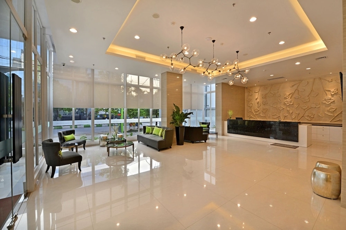 Imagen de los interiores del Hotel Whiz Prime Basuki Rahmat Malang. Foto 19