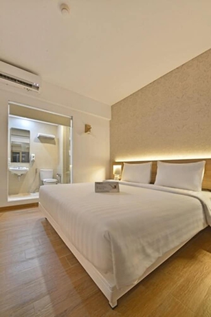 Imagen de la habitación del Hotel Whiz Prime Basuki Rahmat Malang. Foto 18