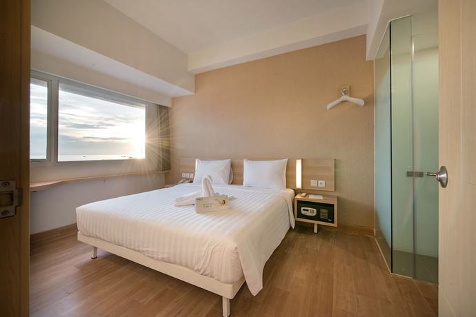 Imagen de la habitación del Hotel Whiz Prime Hasanuddin Makassar - Chse Certified. Foto 5