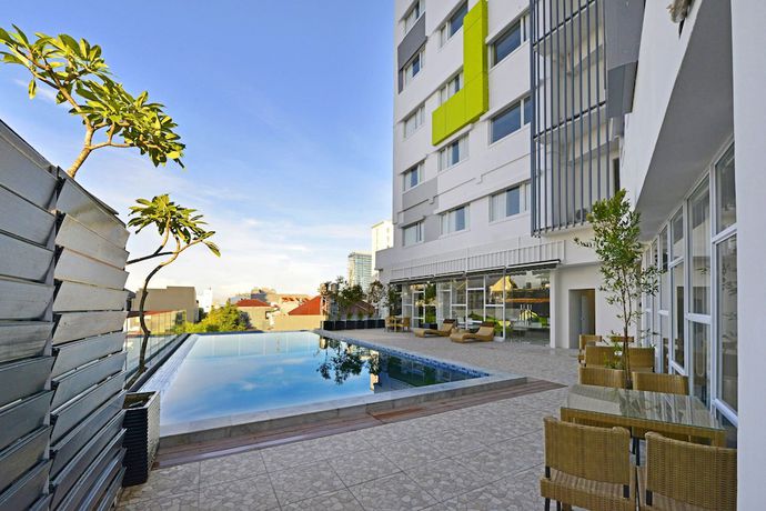 Imagen general del Hotel Whiz Prime Hasanuddin Makassar - Chse Certified. Foto 1