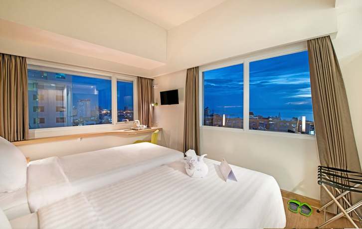 Imagen de la habitación del Hotel Whiz Prime Hasanuddin Makassar - Chse Certified. Foto 10